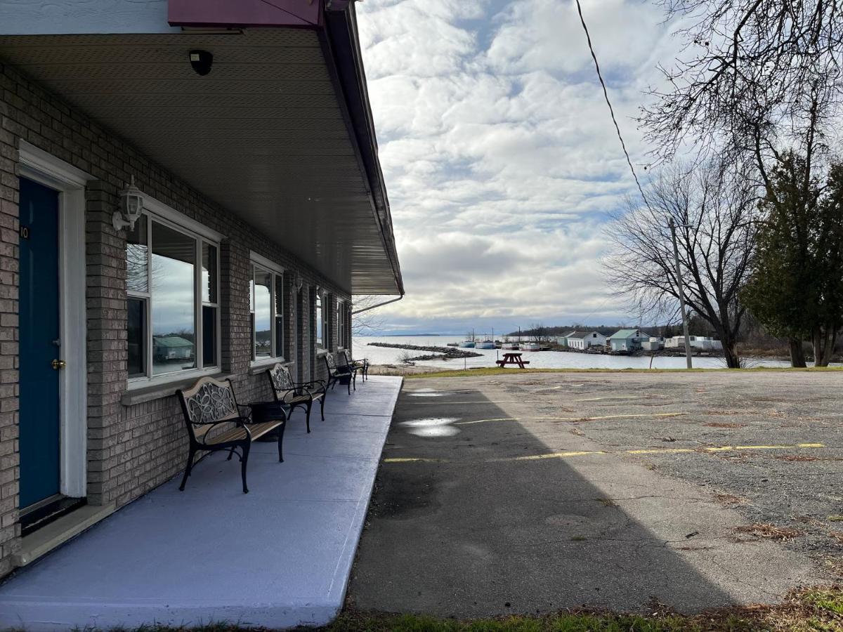 Old Mill Motel Blind River Exterior foto